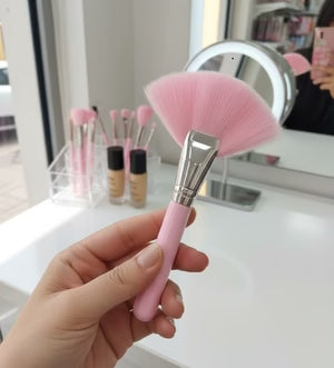 GR - Professional Pink Makeup Brush Set 10 Pcs